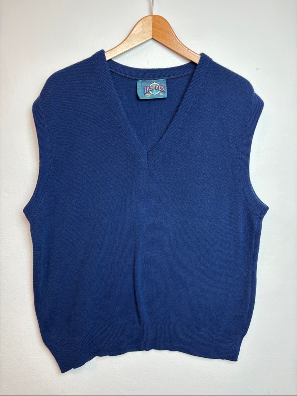 VTG Jantzen Men’s XL Royal Blue V-Neck Sweater Vest